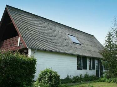 Four-Bedroom Holiday home in Allinge 2