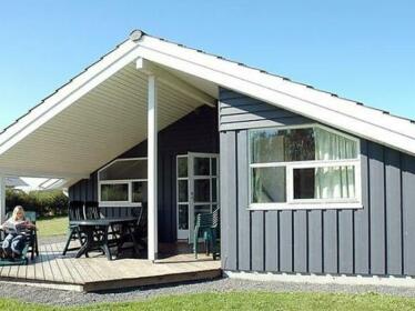 Three-Bedroom Holiday home in Assens 1