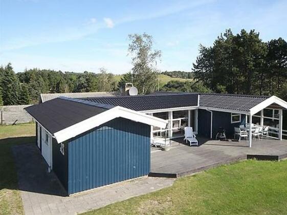 Four-Bedroom Holiday home in Ebeltoft 13 - Photo4