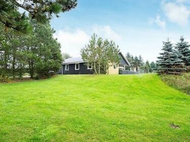 Four-Bedroom Holiday home in Ebeltoft 4