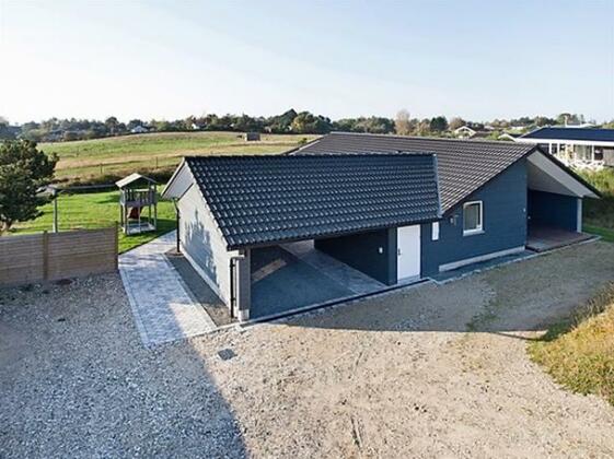 Four-Bedroom Holiday home in Ebeltoft 5 - Photo4