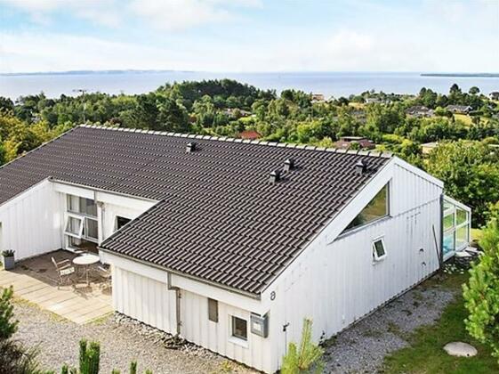 Four-Bedroom Holiday home in Ebeltoft 9 - Photo2