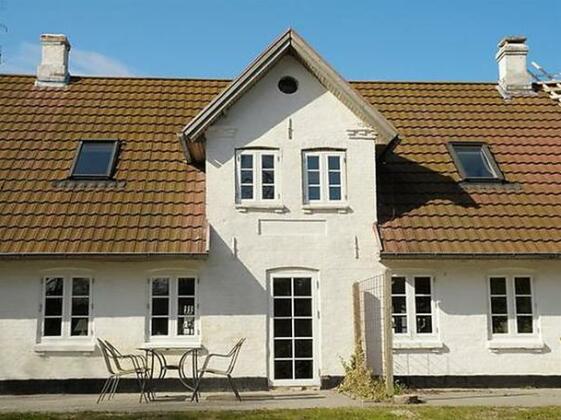 Two-Bedroom Holiday home in Ribe 3