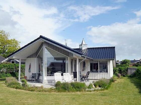 Three-Bedroom Holiday home in Faaborg 3 - Photo3