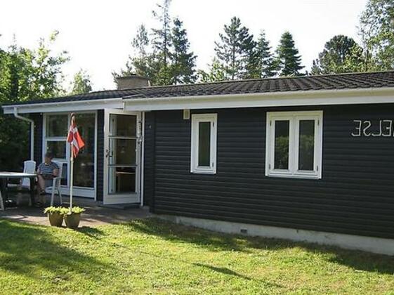 Three-Bedroom Holiday home in Glesborg 46
