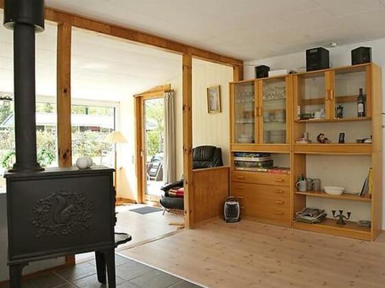 Two-Bedroom Holiday home in Glesborg 16 - Photo5