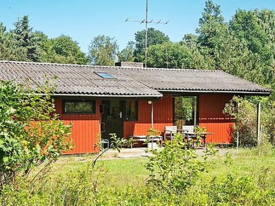 Two-Bedroom Holiday home in Glesborg 17