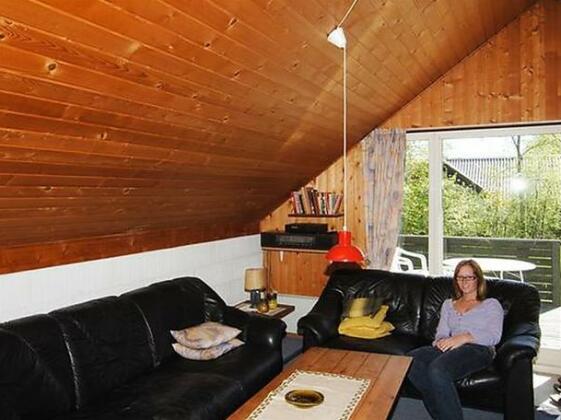 Two-Bedroom Holiday home in Glesborg 21 - Photo2