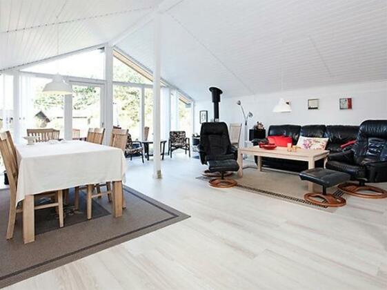 Two-Bedroom Holiday home in Glesborg 22 - Photo5