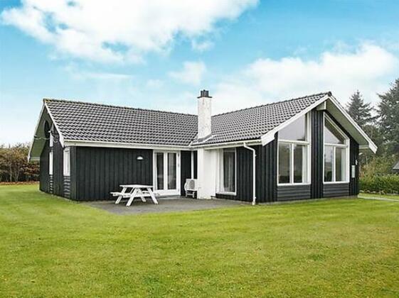 Three-Bedroom Holiday home in Fjerritslev 23