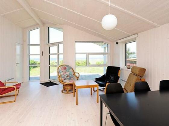 Three-Bedroom Holiday home in Fredericia - Photo3