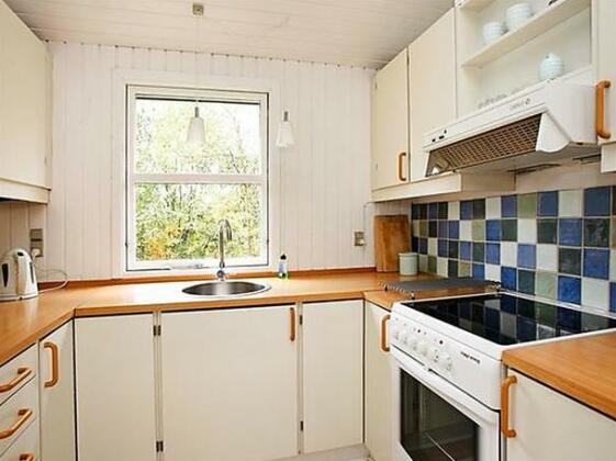 Two-Bedroom Holiday home in Jerup 2 - Photo3