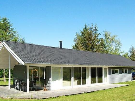 Four-Bedroom Holiday home in Gedser 2 - Photo3
