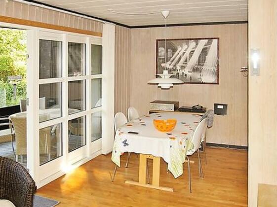 Two-Bedroom Holiday home in Gedser 3 - Photo3