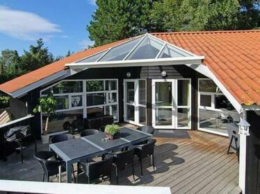Four-Bedroom Holiday home in Gilleleje 3