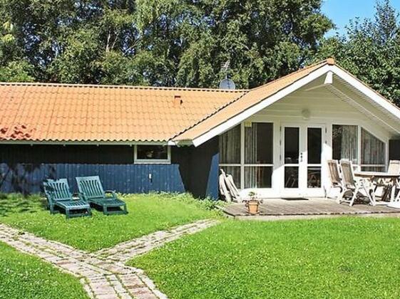 Three-Bedroom Holiday home in Gilleleje 2 - Photo2
