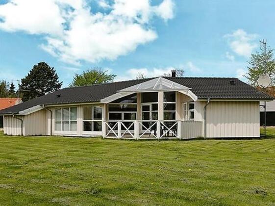Three-Bedroom Holiday home in Gilleleje 6 - Photo3