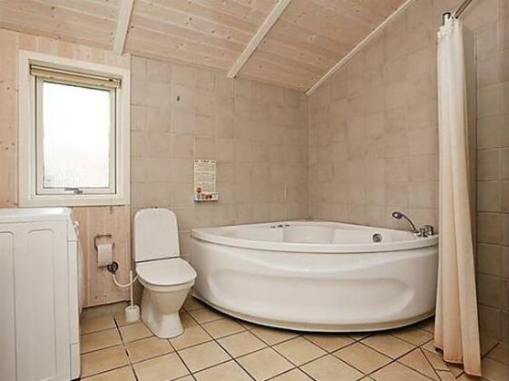 Three-Bedroom Holiday home in Gilleleje 6 - Photo4