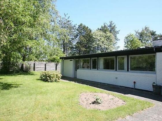 Three-Bedroom Holiday home in Vejby 17 - Photo3