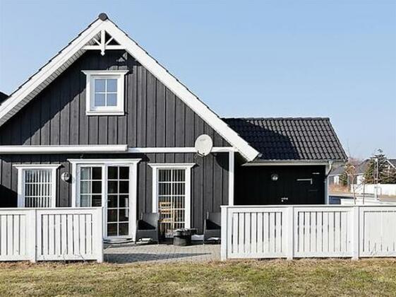 Three-Bedroom Holiday home in Vejby 6 - Photo2