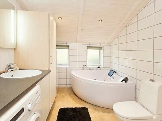 Two-Bedroom Holiday home in Gilleleje 12 - Photo5
