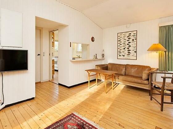 Two-Bedroom Holiday home in Gilleleje 2 - Photo4