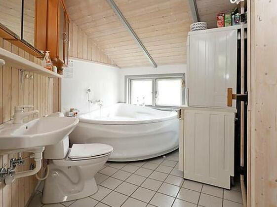 Two-Bedroom Holiday home in Graested - Photo3