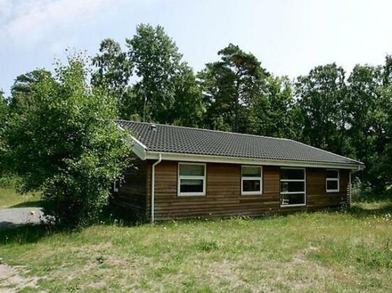 Four-Bedroom Holiday home in Hasle 2
