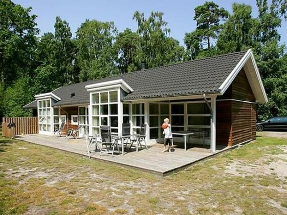 Four-Bedroom Holiday home in Hasle 4