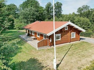 Three-Bedroom Holiday home in Hasle 4