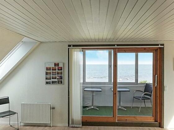 Three-Bedroom Holiday home in Hasle 5 - Photo3