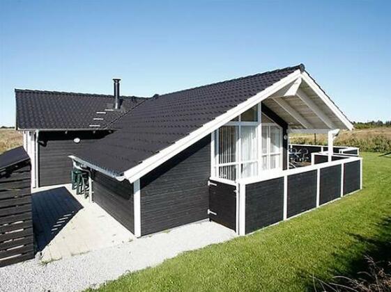 Four-Bedroom Holiday home in Hirtshals 1 - Photo3