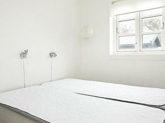 Four-Bedroom Holiday home in Lokken 9 - Photo5