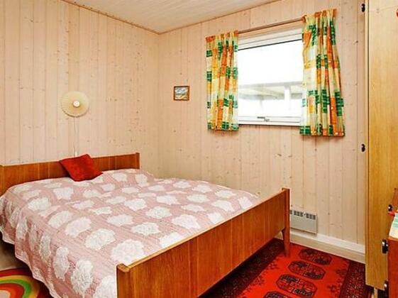 Three-Bedroom Holiday home in Lokken 57 - Photo5