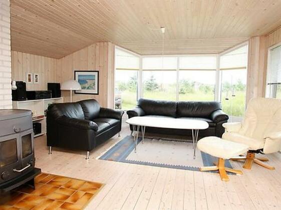 Two-Bedroom Holiday home in Hirtshals 2 - Photo5