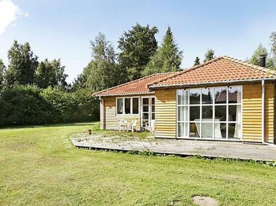 Two-Bedroom Holiday home in Holbaek 1