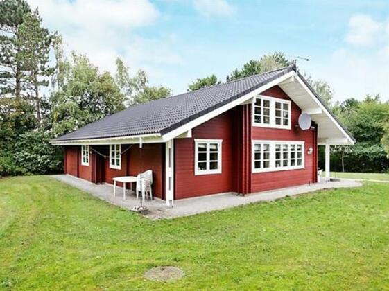 Four-Bedroom Holiday home in Kalundborg 1 - Photo2