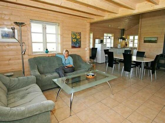 Four-Bedroom Holiday home in Kalundborg 4 - Photo5