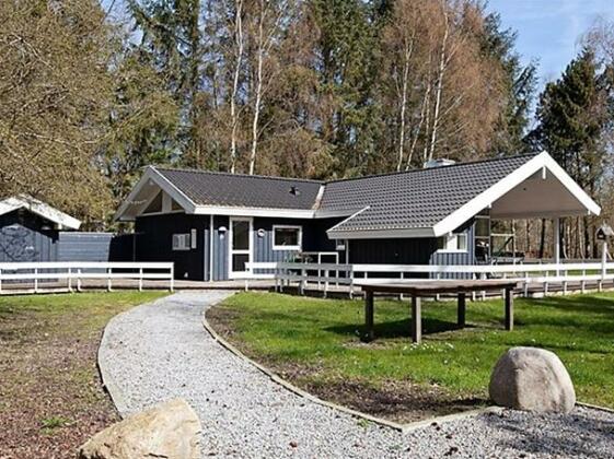 Three-Bedroom Holiday home in Gorlev 2 - Photo2