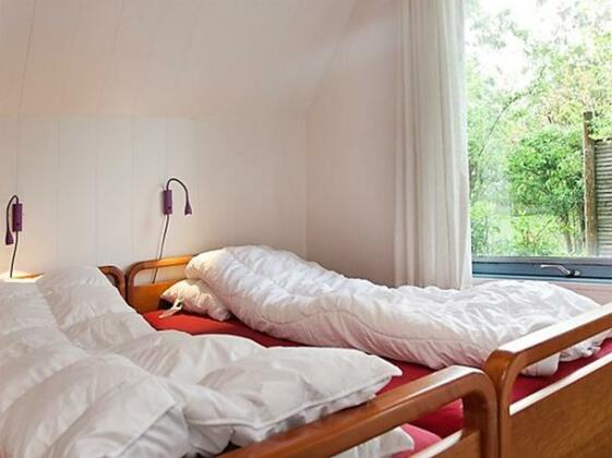Three-Bedroom Holiday home in Store Fuglede 1 - Photo5