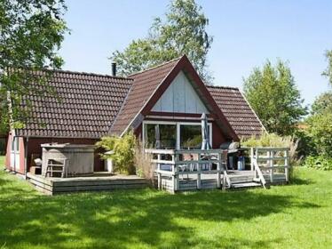 Three-Bedroom Holiday home in Store Fuglede 1