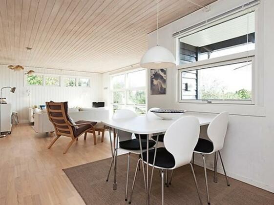 Two-Bedroom Holiday home in Kalundborg 1 - Photo5