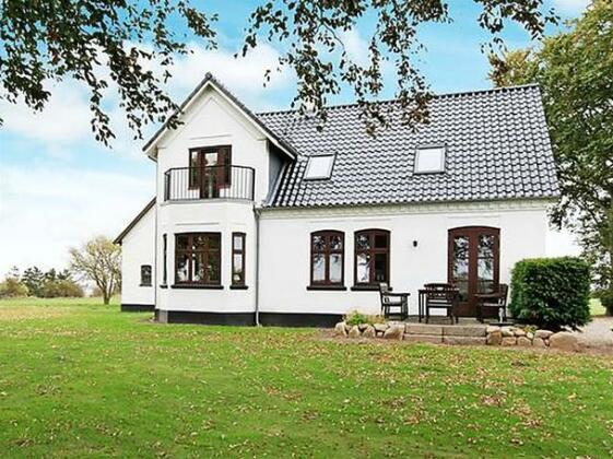Four-Bedroom Holiday home in Kerteminde - Photo4