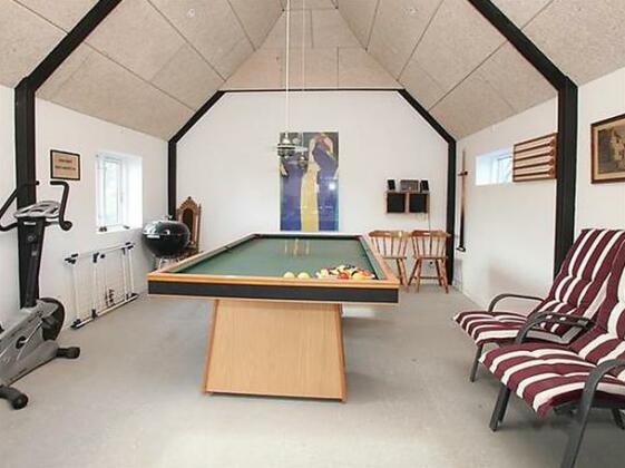 Four-Bedroom Holiday home in Knebel 5 - Photo4