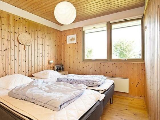 Three-Bedroom Holiday home in Knebel 7 - Photo4