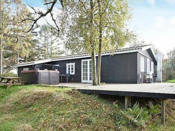 Two-Bedroom Holiday home in Knebel 12 - Photo2