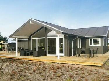 Three-Bedroom Holiday home in Romo 40