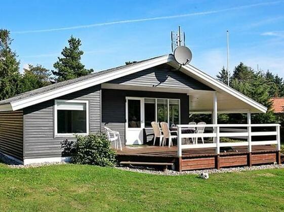 Three-Bedroom Holiday home in Humble 1 - Photo2