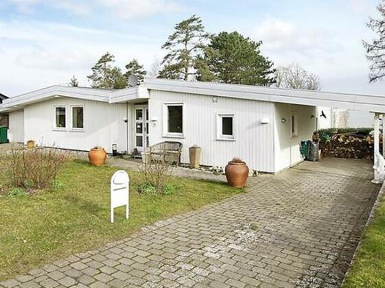 Three-Bedroom Holiday home in Roskilde