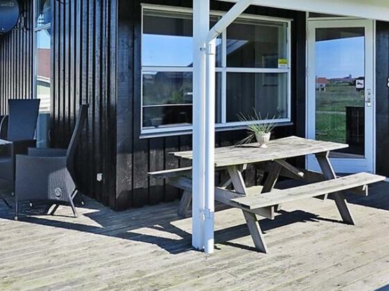 Two-Bedroom Holiday home in Lemvig 3 - Photo3